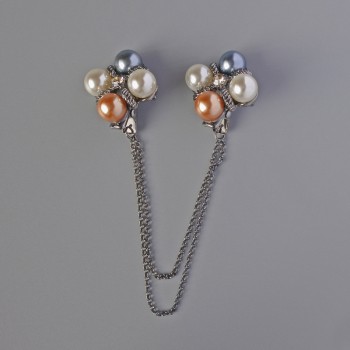 Брошка для кардиганів Акцент білі, жовті, сірі намистини, сряблястий метал 22мм, ланцюжок 12 см