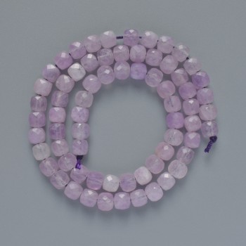 Lavender amethyst natural gemstone beads, faceted cube, 6 mm diameter, 38 cm length ± on thread