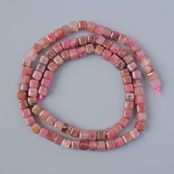 Rhodonite beads, natural stone, faceted cube beads, 4 mm diameter, 39 cm length on thread