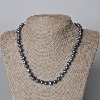 Discounted Necklace of Black River Pearls with a «gasoline» tint, diameter 8x7mm, length 44-45 cm