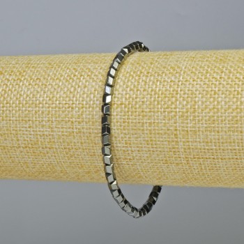 Hematite Hexagonal Zigzag Bracelet, Black