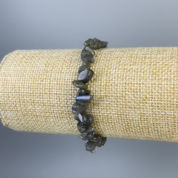 Bracelet Labradorite chip 6x4mm, length 18 cm, stretch