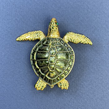 Turtle Brooch-Pendant with dark green color and gold-tone metal, diameter 47mm+-, length 43mm+-