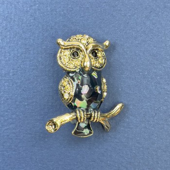 Brooch Owl Chalcedony with Yellow Rhinestones, Gold-tone Metal, diameter 26mm±, length 33mm±