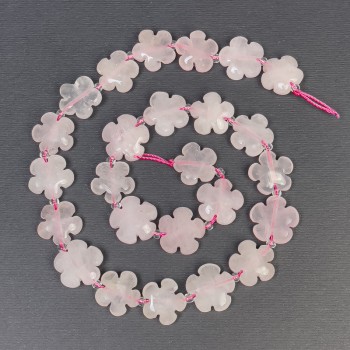 Beads of rose quartz natural stone flower-shaped, diameter 15×6 mm ± hole, hole diameter approx. 1 mm ± seed beads, diameter 3 mm, length 41 cm+