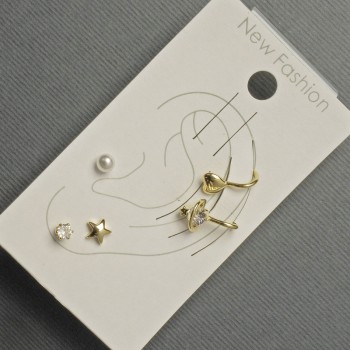 Stud Earrings and Ear Cuffs in Golden Metal with White Rhinestones and Pearl
