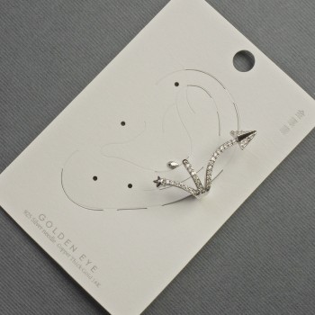 Сережка Каф на вушко сріблястий метал, довжина 35мм+-білі стрази