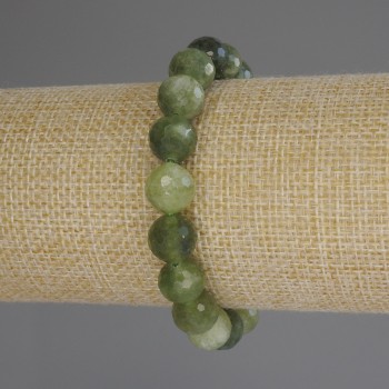 Jadeite bracelet with a faceted bead, 10 mm diameter, 18 cm length (stretch)