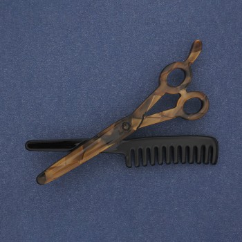 Брошка Ножиці з гребінцем Акрил сріблястий метал 70х44мм+