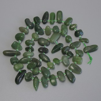 Jadeite Beads, Butterfly Chip Shape, Diameter 9-14×4-7 mm, 3 mm seed beads, Length about 43 cm on a thread
