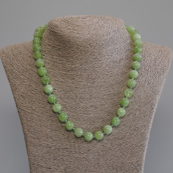 Chrysolite Olivine Necklace with smooth beads, diameter 10mm +/-, length 50mm +/- with clasp