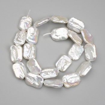 Baroque Pearl Beads with a Benzine Hue, Diameter 18 x 12.5–13.5 mm, Length 38 cm +/-