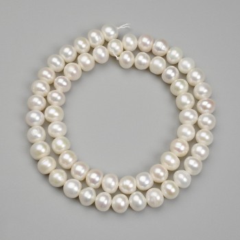 River Pearl Beads, diameter 6.5–7×7 mm on a thread, length 36 cm+