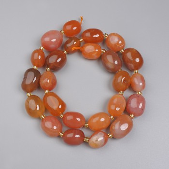 Carnelian faceted beads, 13–16×9–13 mm, with 3 mm seed beads, on thread, length 40 cm