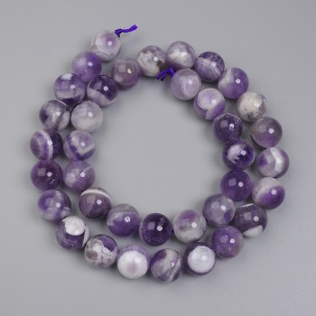 Amethyst Chevron Beads, Smooth Round Beads, Diameter 10.5 mm, on a Thread, Length 39 cm