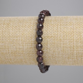 Garnet bracelet with faceted beads, 6.5 mm diameter, 18 cm length (stretch)