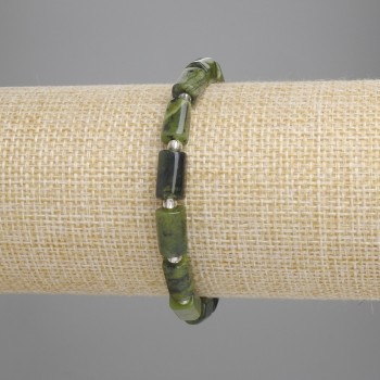 Jadeite Chip Bracelet, 8.5–10×5 mm, 3 mm seed beads, length 18 cm, stretch