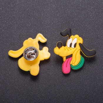 Clearance Brooch 'Dog' on a screwdriver, diameter 3 cm