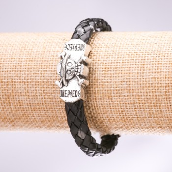 Skull bracelet in braided eco leather, black, 20 cm long
