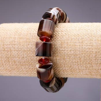 Agate Barrel Bracelet 15×12 (±) mm, length 18 cm on elastic