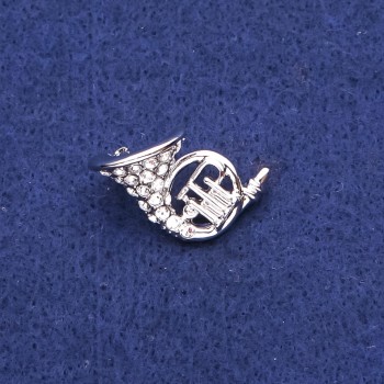 Брошка Валторна зі стразами сріблястий метал 16х27мм