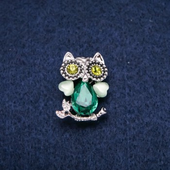 Owl Brooch with Cat's Eye and Green Crystals, Silver-Colored Metal 19x28mm