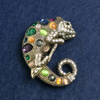 Chameleon Brooch in Golden Metal, Cat's Eye and Crystals, 52x46 mm +