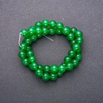 Chrysoprase beads on thread, smooth round beads, 8 mm diameter, 38 cm length