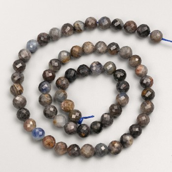 Beads of natural stone: Dichroite (iolite), faceted round bead on a thread, diameter 6.5 mm, length 39 cm