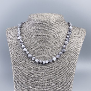 Necklace of tinted gray natural mother-of-pearl chips, 8 mm, length 50 cm+