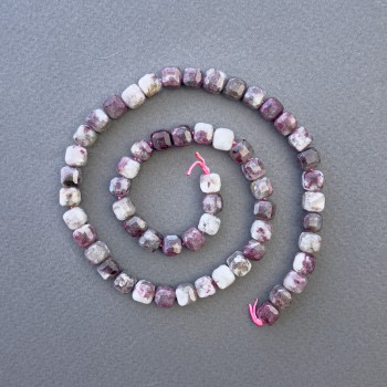 Tourmaline beads, natural stone, faceted cube, diameter 7x7 mm, length 39 cm on thread