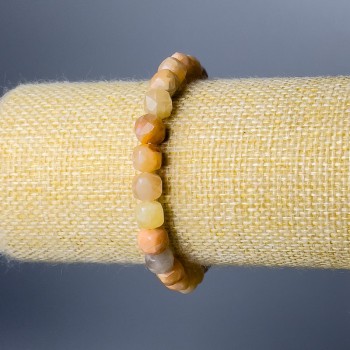 Selenite Bracelet, Natural Stone, Faceted Cube Beads, 7.5 mm Diameter, 18 cm Length (Stretch)