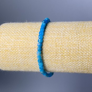 Apatite bracelet with natural stone, faceted cube, diameter 5mm ±, length 18cm (stretch)