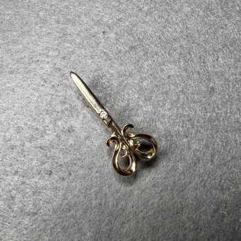 Брошка Ножиці білий кристал золотистий метал 15х34мм