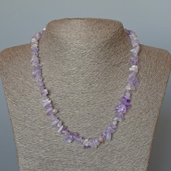 Necklace with natural amethyst chips, 10×3 mm, length 47 cm
