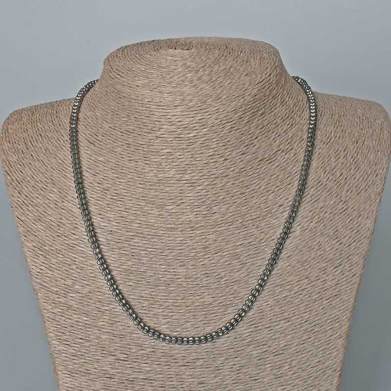 Hematite Flower Necklace, 4×3 mm diameter, 48 cm length