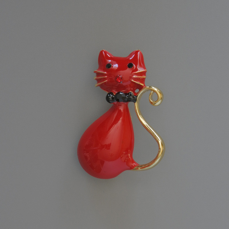 Brooch pendant Kitty red enamel, crystals, golden metal 25x39mm