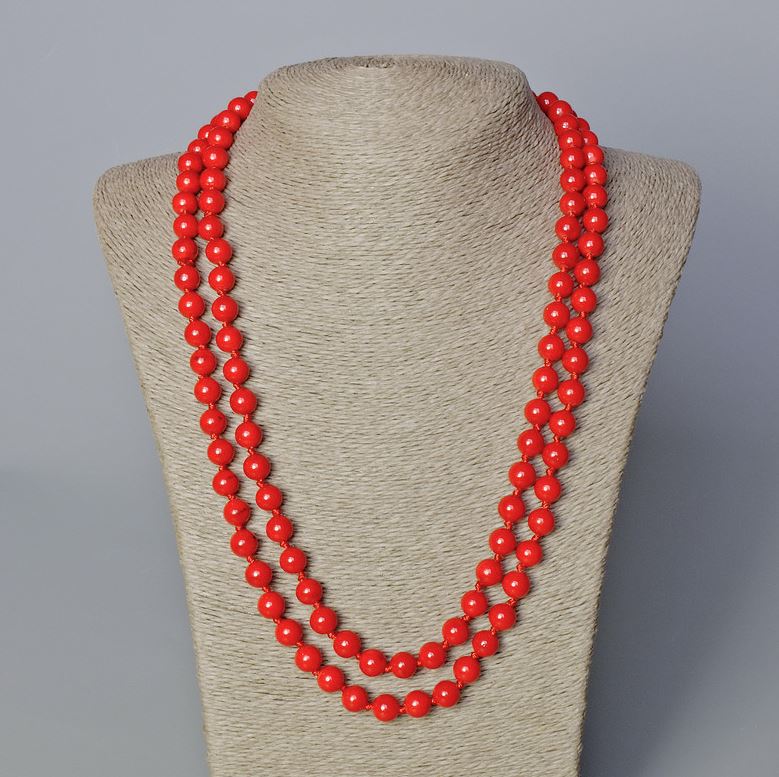 Long Coral Necklace (pressed) with smooth beads, 8.5 mm diameter, 120 cm length