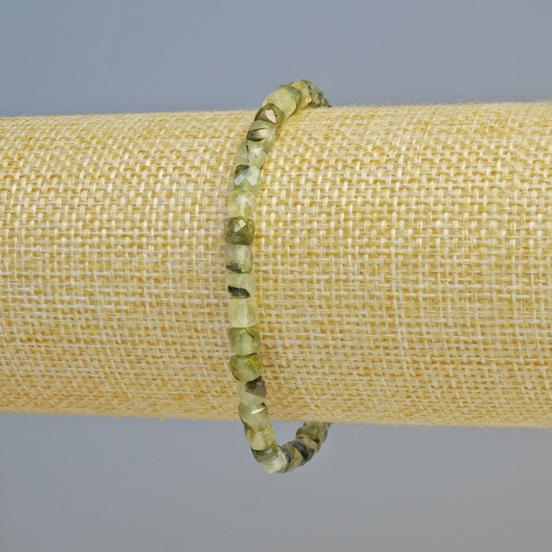 Prenite bracelet - natural stone, faceted cube, 4 mm diameter ± (stretch), length 18 cm+