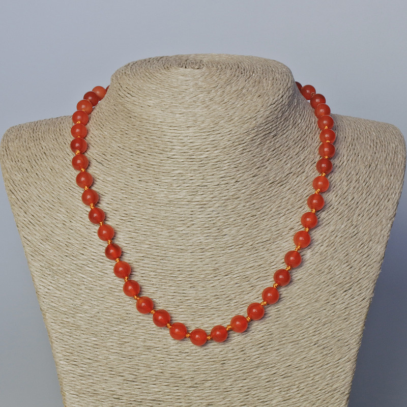 Carnelian natural stone necklace with smooth beads, 8 mm diameter, length 45–47 cm