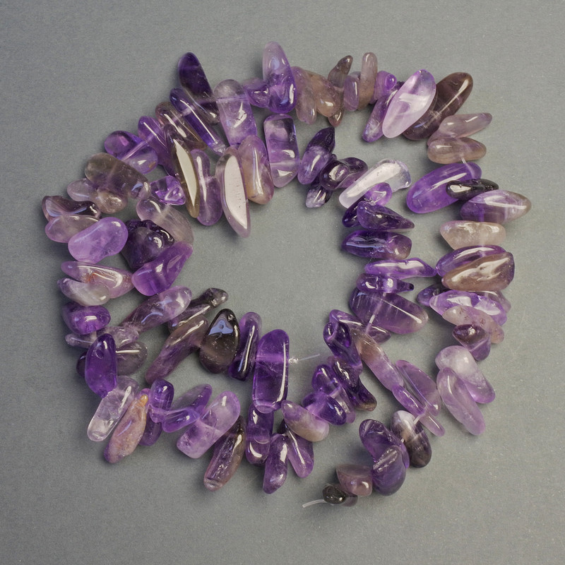Amethyst beads on a thread, natural stone chip-needle, diameter 14x5x6 mm+-, length 41 cm+-