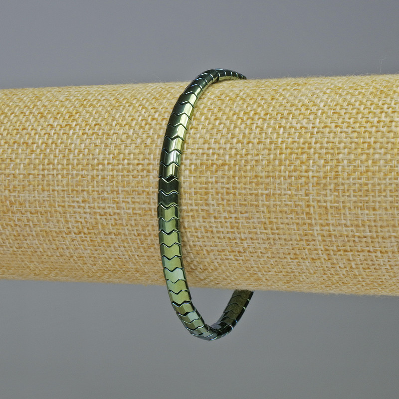 Hematite Bracelet Snake Zigzag Wave, Multicolor Green, Diameter 5×4×3 mm, Length 18 cm, Stretch