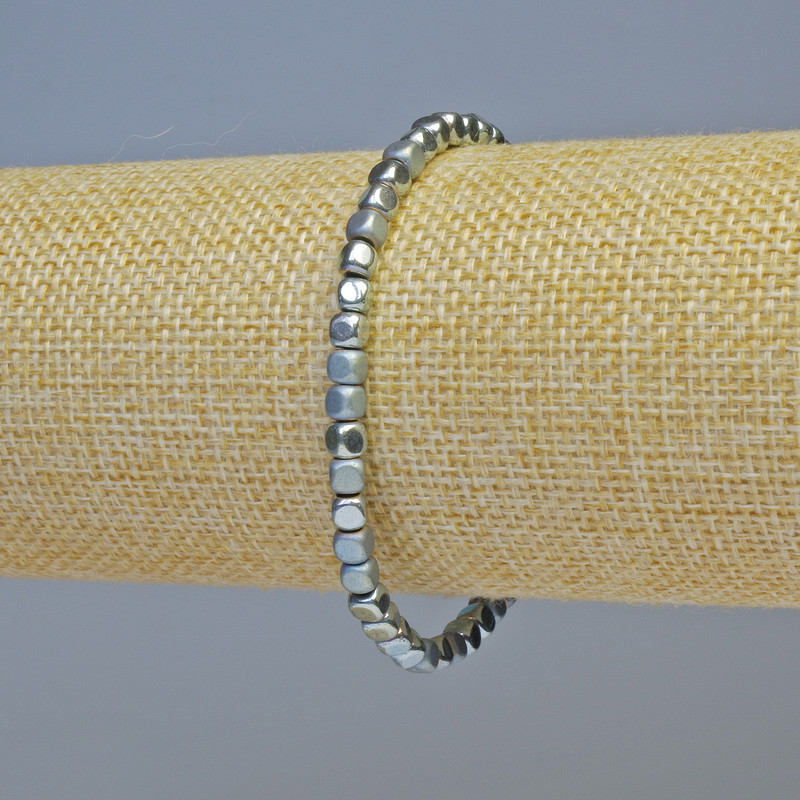 Hematite Bracelet - Cubes, Blue-Silver Matte and Glossy, Diameter 4x4 mm, Length 18 cm, Stretch