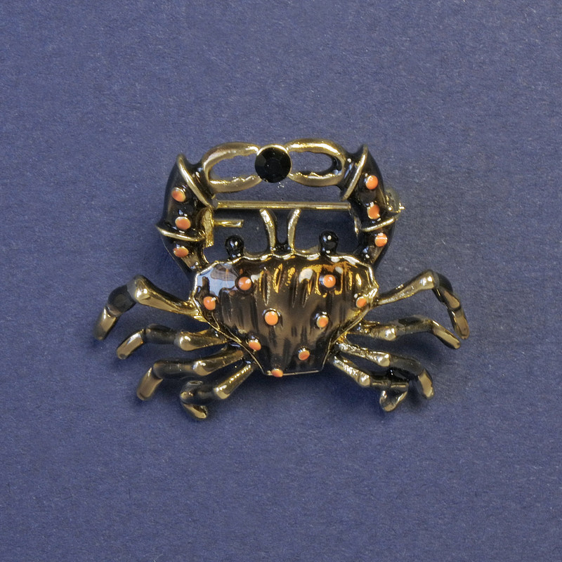 Crab Brooch with Brown Enamel and Gold-Tone Metal 23x30mm