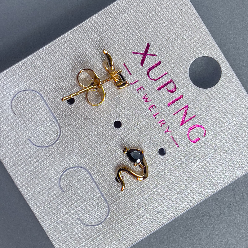 Xuping Stud Earrings with Black Stone, 9×8 mm, 18K Gold Plating