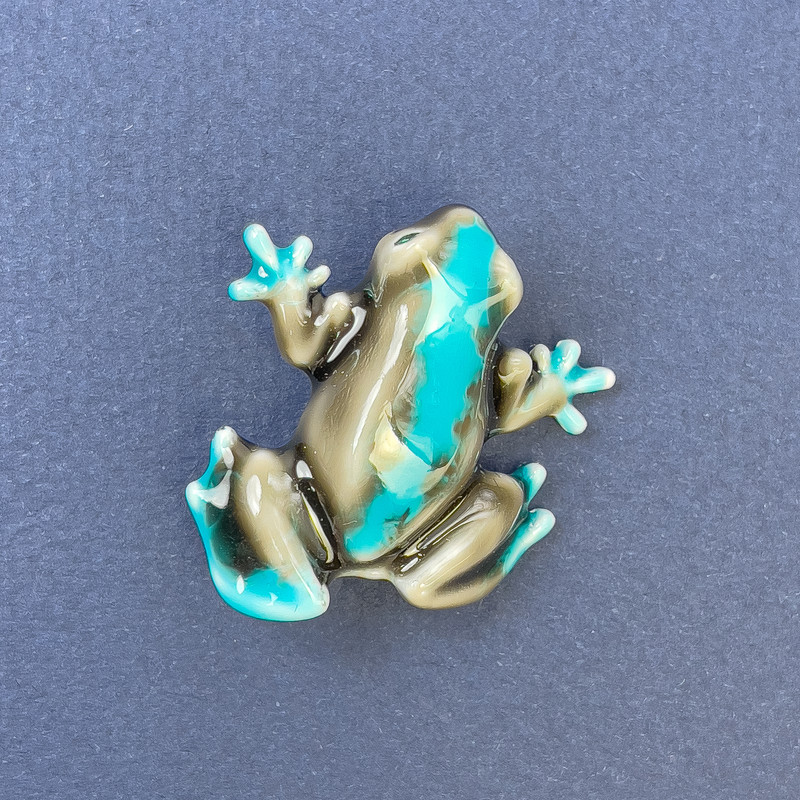 Brooch 'Toad' gray and blue silver-toned metal 27x30mm+