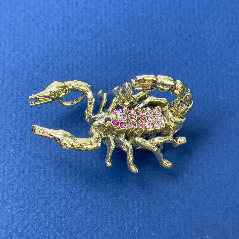 Clearance Brooch Pendant Scorpion with Pink Crystal Gold-tone Metal 27x42mm+