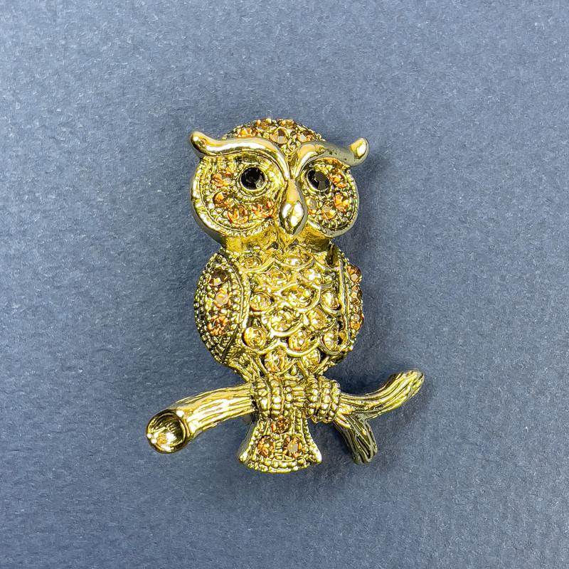 Brooch Owl with Yellow and Black Rhinestones, Gold-Tone Metal, 27 mm diameter, 34 mm length