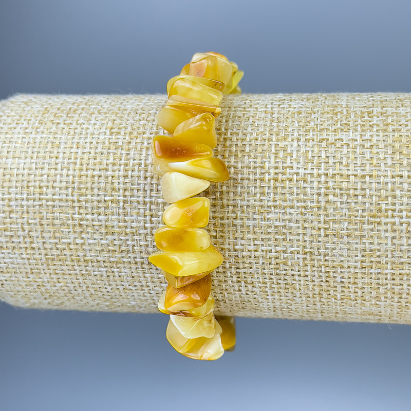 Amber Chip Bracelet, bead size 10–16 × 4–7 mm, length 18 cm, stretch