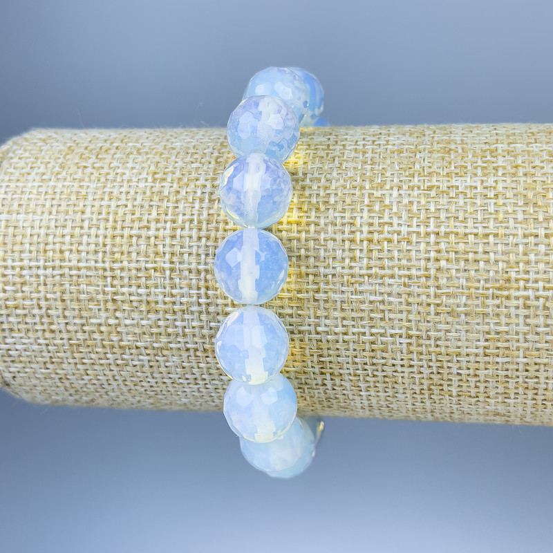 Moonstone Bracelet - Faceted Bead, 12mm Diameter, 18cm Length, Stretch